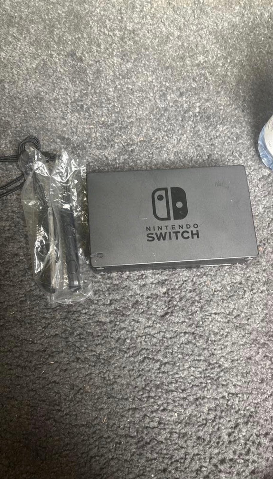 Dock, joy-con gauche gris x1 et joy-con droit gris x1, Enlèvement, Comme neuf, Sans contrôleur, Switch Original