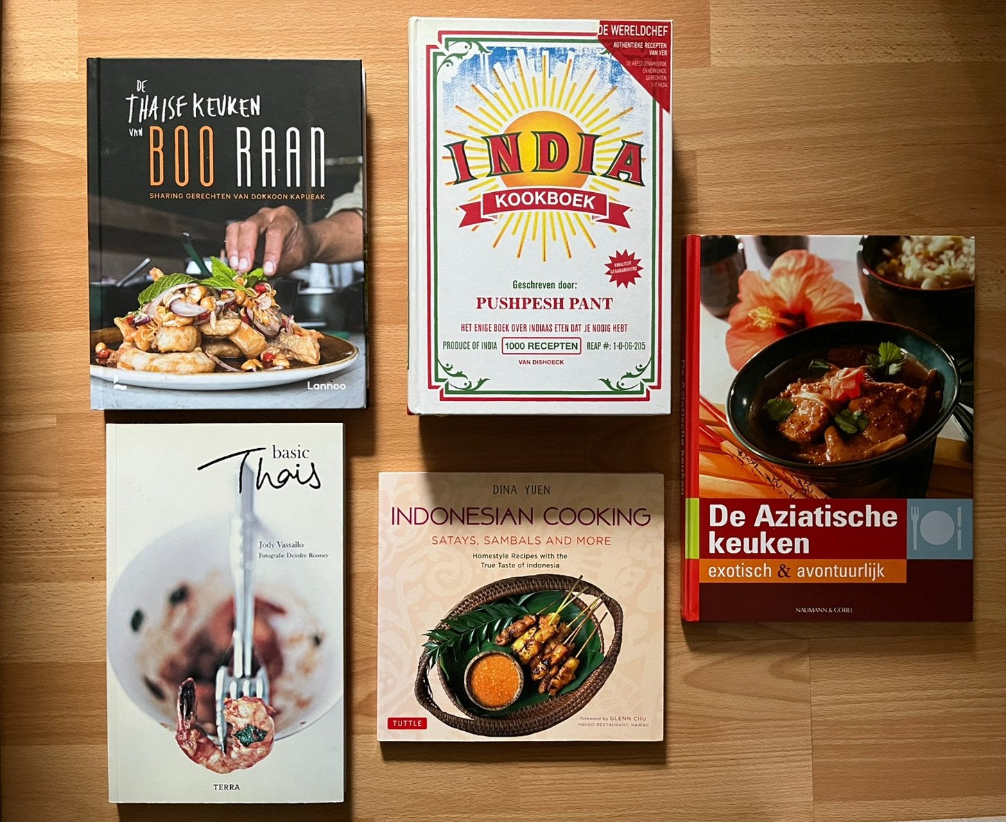 Kookboeken Aziatische / Thaise keuken, Ophalen of Verzenden, Zo goed als nieuw, Azië en Oosters