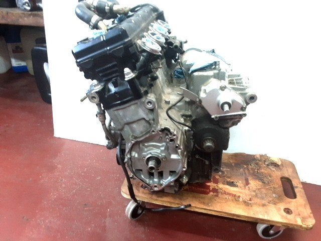 R1 2000 - 2001 Yamaha Motorblok D1-62563