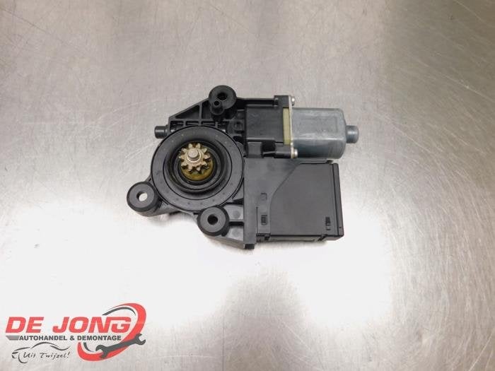 Moteur de vitre portière d'un Renault Scenic, Renault, -, 3 mois de garantie, Utilisé