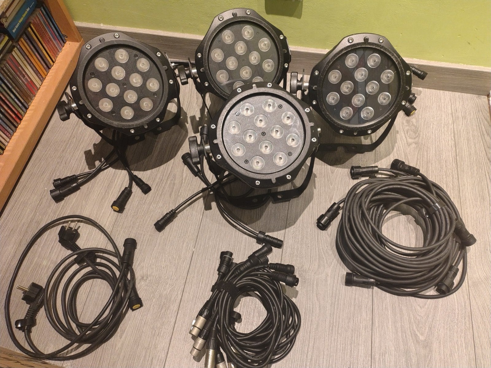 Cameo CLPSTTRI12IP Outdoor PAR TRI 12 IP65 led-schijnwerp, Enlèvement, Utilisé, Lumières, Commande sonore