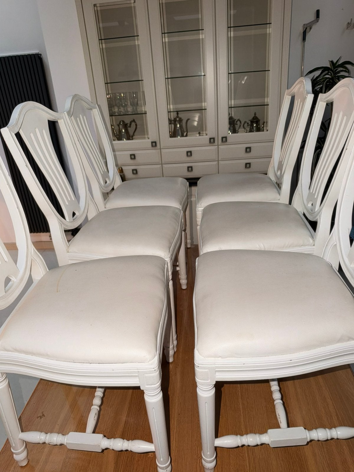 Tafel en 6 stoelen, Ophalen, Zo goed als nieuw