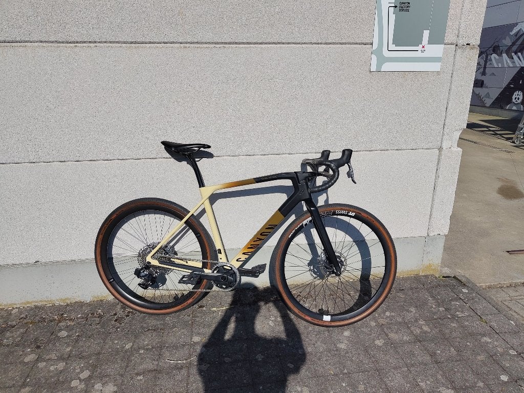 Canyon Grail CF SLX Medium, Sram Red axs 12 vitesses, Vélos & Vélomoteurs, Autres marques, 10 à 15 vitesses, Comme neuf, Enlèvement