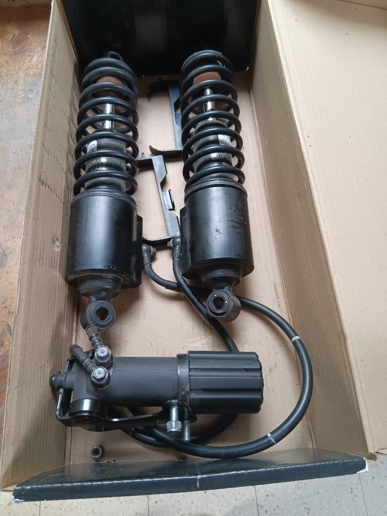 achterveringen HD Tri-Glide, Motoren, Ophalen of Verzenden, Gebruikt