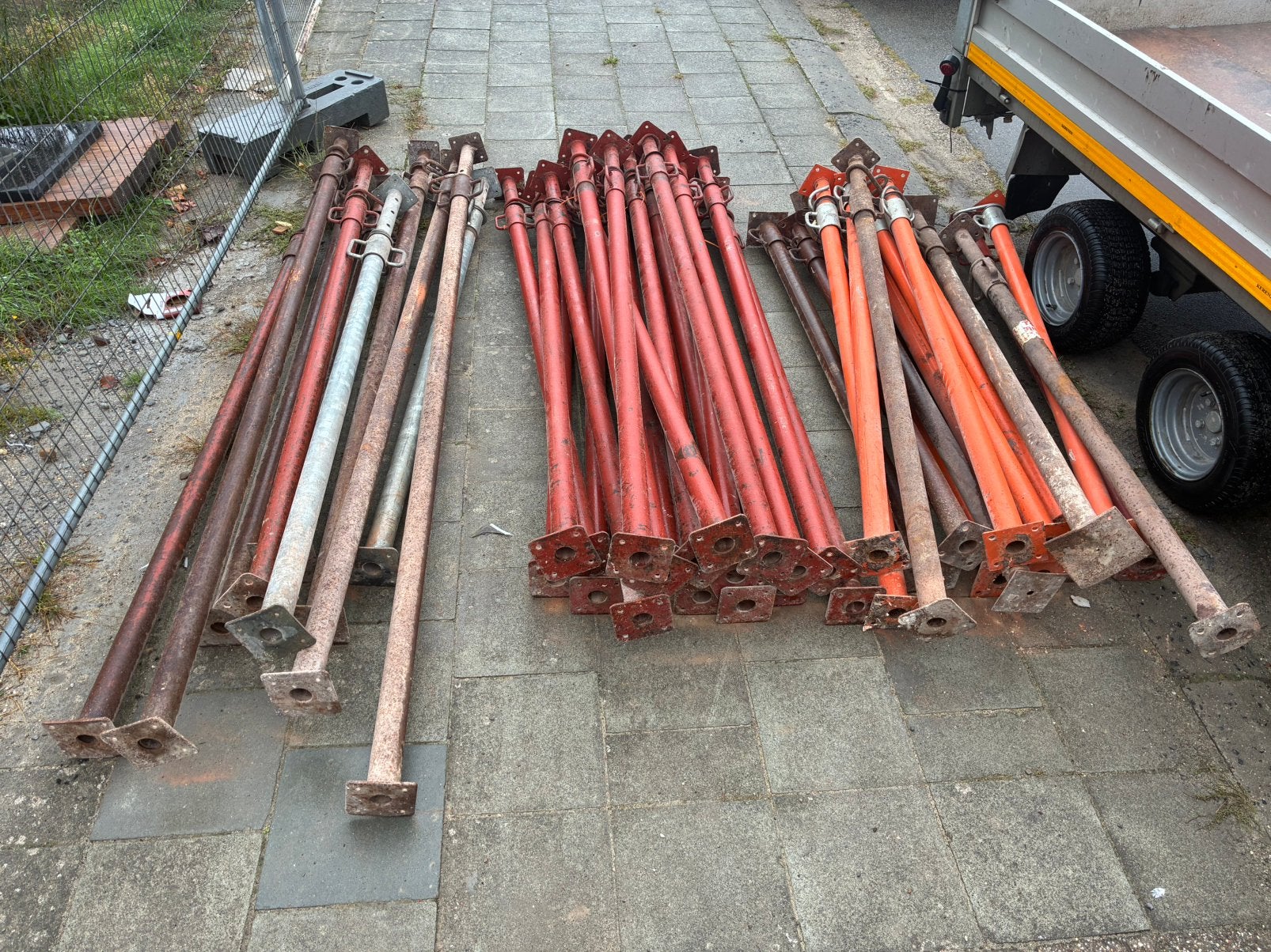 Schoren stempels, Doe-het-zelf en Bouw, Ophalen, Zo goed als nieuw
