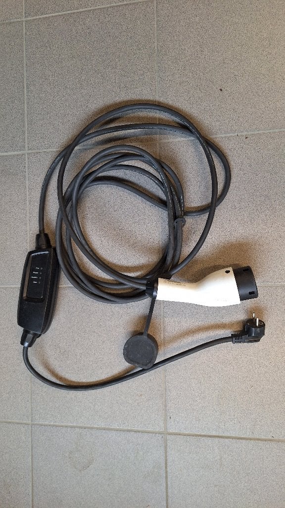 Auto kabel, Ophalen, Gebruikt