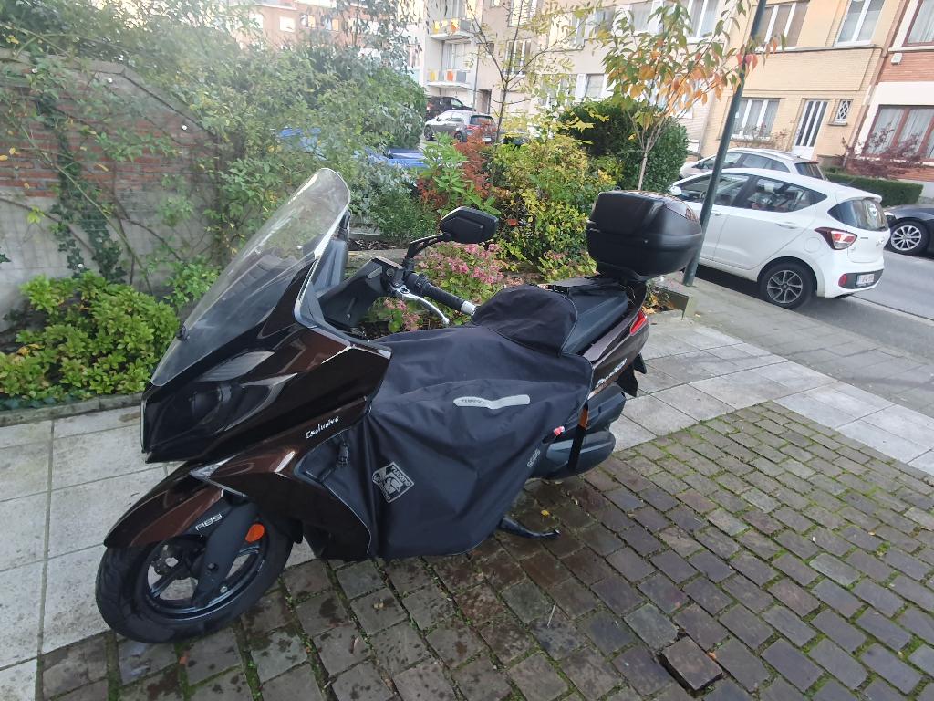 Kymco Downtown 350i exclusief 24500 km, Motoren, Scooter, Occasion, Kymco, Particulier