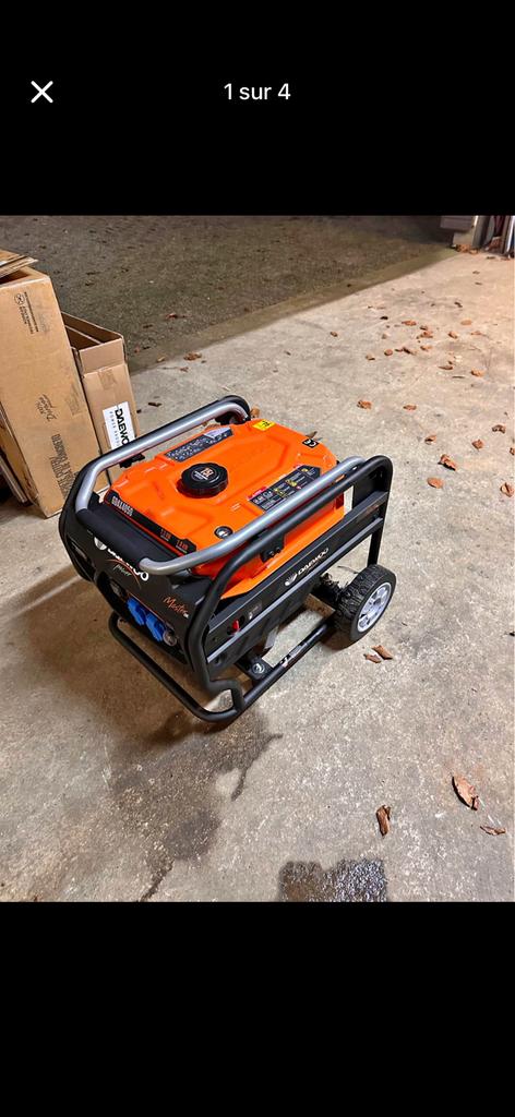Groupe électrogène, Doe-het-zelf en Bouw, Ophalen, Nieuw, Minder dan 5 kVA, Benzine