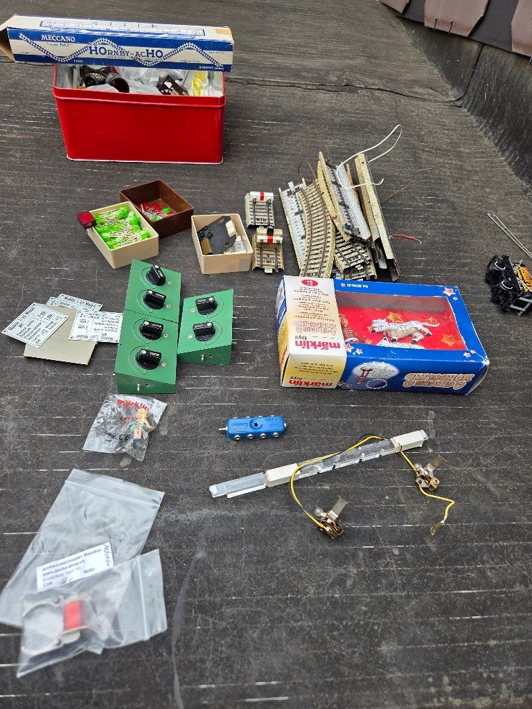 TRES BEAU LOT MÄRKLIN AVEC FIGURINES ET, Courant alternatif, Rails, Utilisé, Märklin
