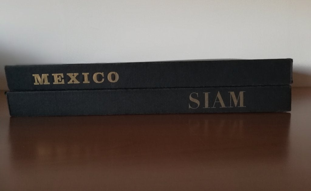 2 boeken Siam + Mexico, Ophalen of Verzenden, Zo goed als nieuw