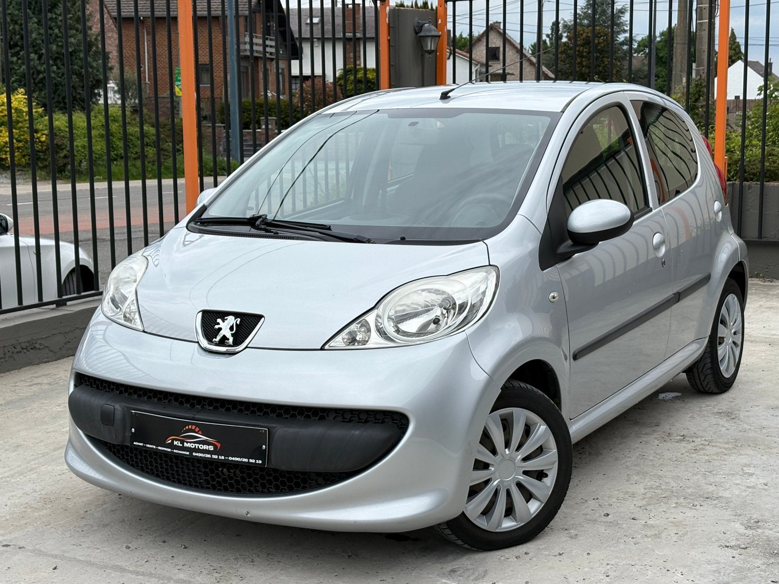PEUGEOT 107 1.4 HDI 128 000KM CARPASS 5 PORTES 2007, Auto's, Stof, Zwart, Bedrijf, 5 deurs