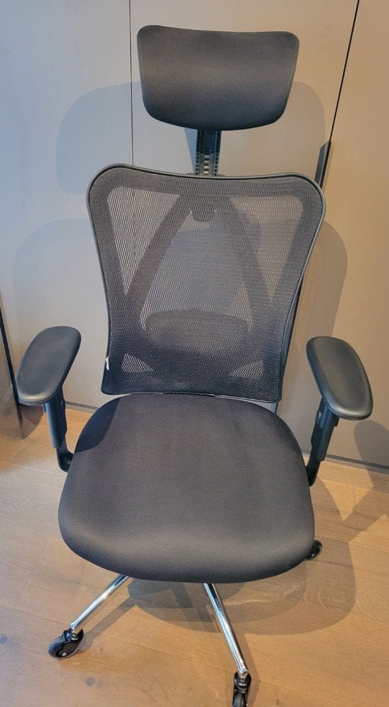 SIHOO M18 ergonomische bureaustoel — €100, Huis en Inrichting, Bureaustoelen, Zo goed als nieuw, Bureaustoel, Zwart, Ergonomisch