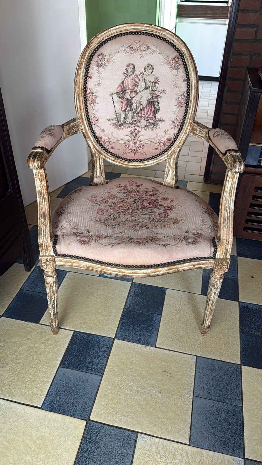 Prachtige klassieke Louis XVI-stijl fauteuil, Enlèvement