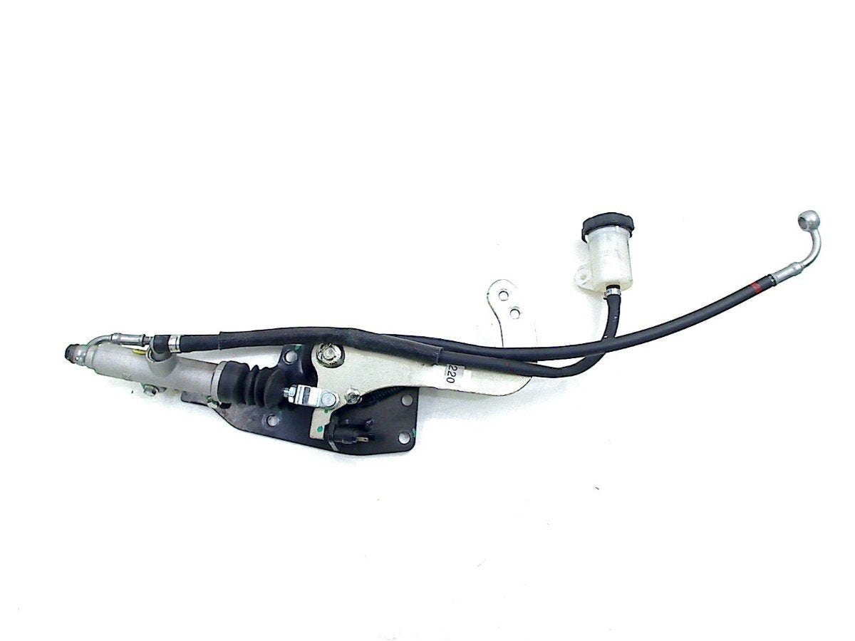 REMPOMP ACHTER Piaggio MP3 500 2019-2022 (01-2019/12-2022), Dhr. S. di Majo, Gebruikt, Info@cama-motorparts.nl, P.J. Troelstraweg 8 8
3144 CX  MAASSLUIS, NL