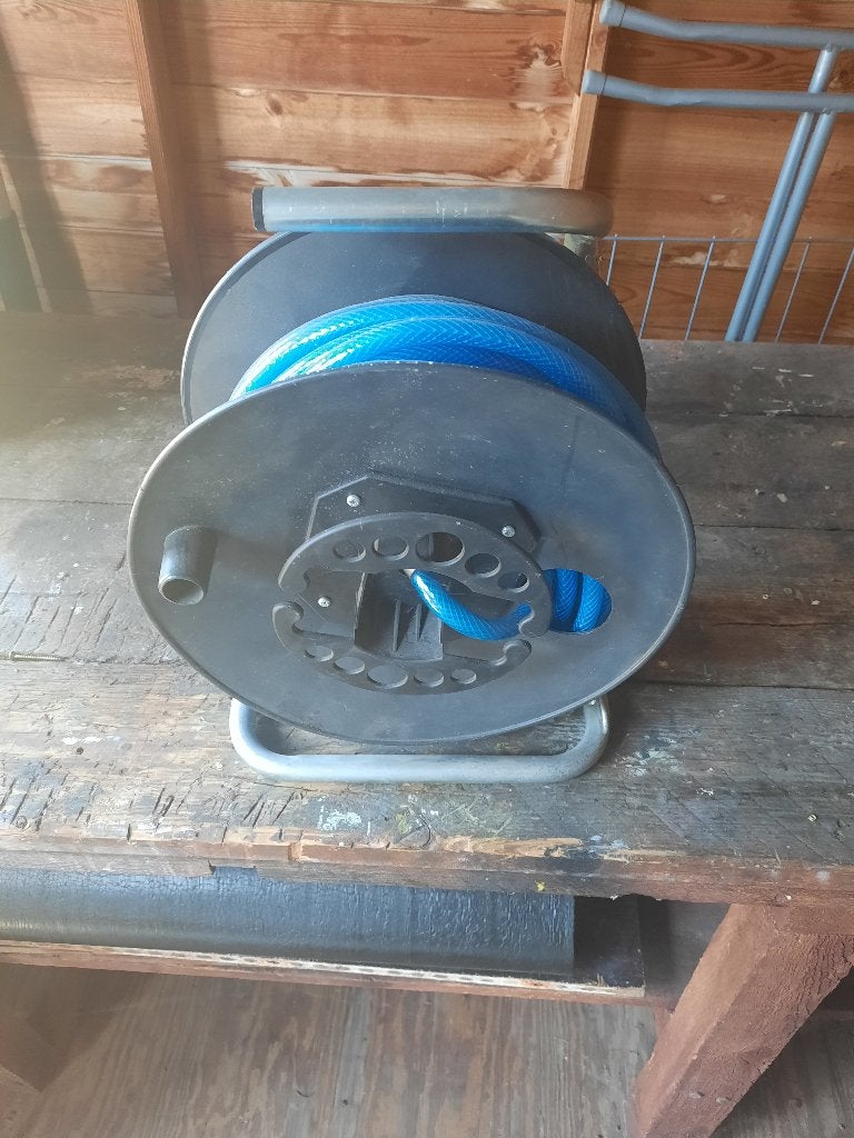 Haspel met 15m slang voor compressor, Enlèvement, Comme neuf