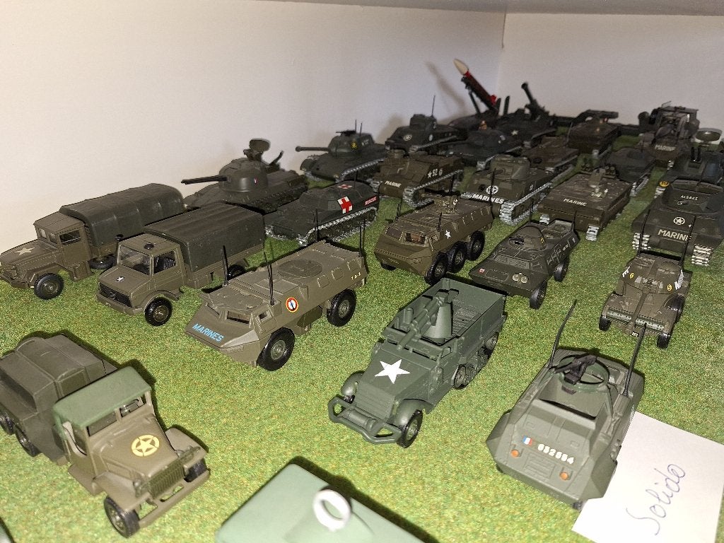 véhicules militaires miniatures SOLIDO, Autres marques, Comme neuf, Enlèvement, Autres types