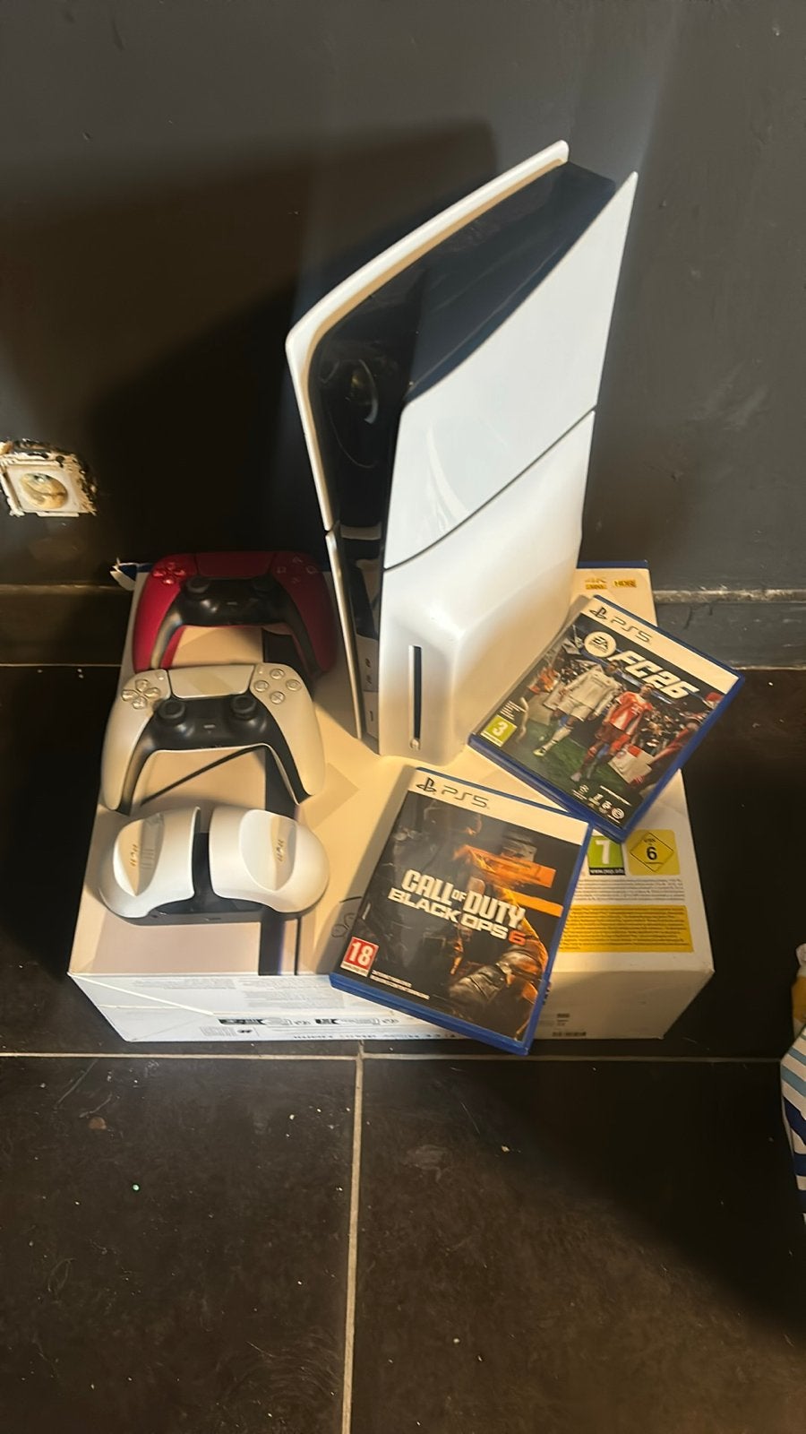 Ps5 disc 1 tb 2 controllers dual oplaadstation, Enlèvement ou Envoi, Playstation 5