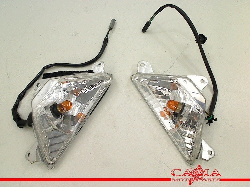 KNIPPERLICHT NIEUW Kawasaki NINJA 400 2018-2023 (EX400GL), Dhr. S. di Majo, Gebruikt, Info@cama-motorparts.nl, P.J. Troelstraweg 8 8
3144 CX  MAASSLUIS, NL
