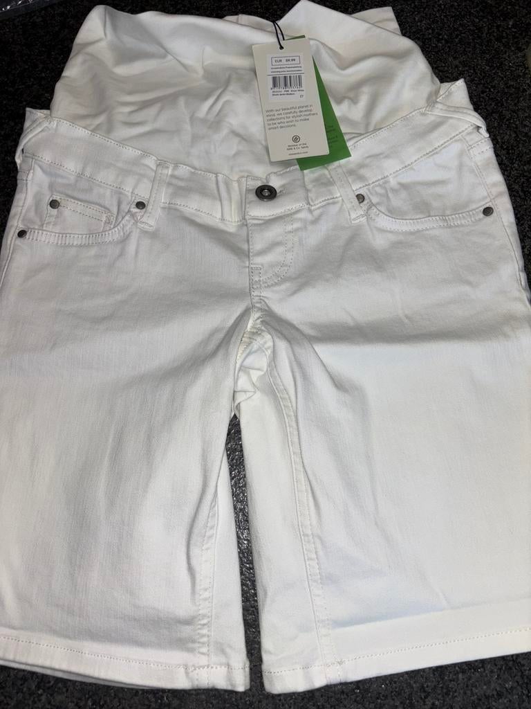Nieuwe short Zwangerschap, queen Mum maat 27, Wit, Nieuw, Ophalen of Verzenden, Maat 36 (S)
