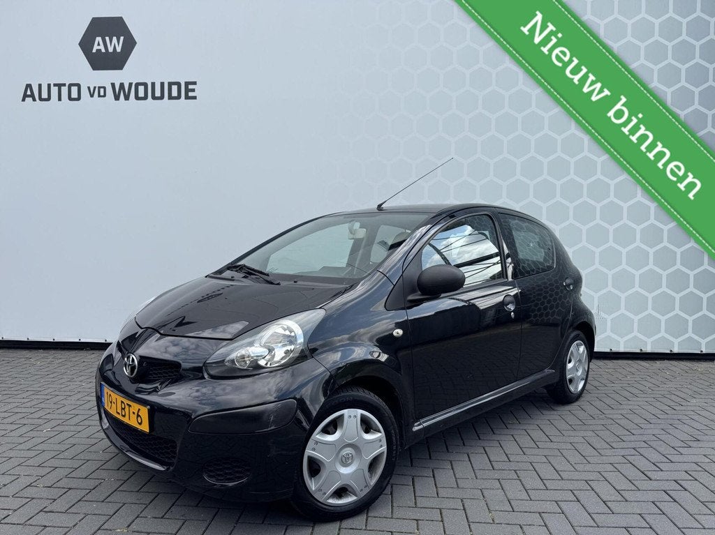 Toyota Aygo 1.0-12V Comfort Trekhaak Carplay !, Autos, Toyota, Achat, Entreprise, Boîte manuelle, 5 portes