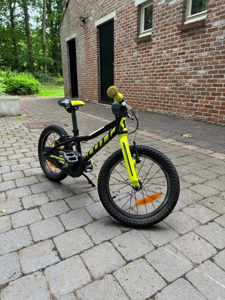 Scott scale 14, Enlèvement, Comme neuf