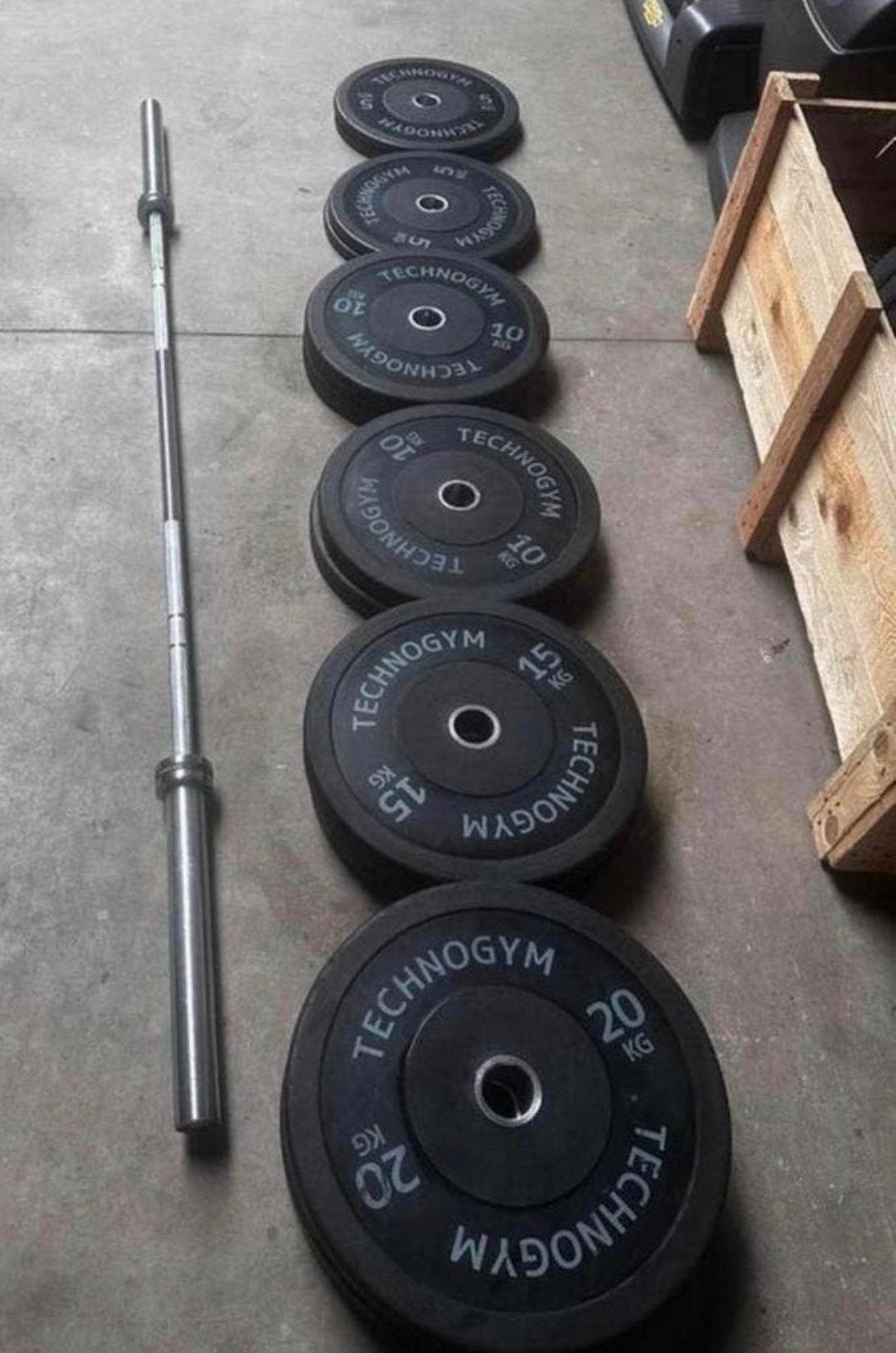 130kg Technogym Bumperplates, Technogym Barbell 220cm, Ophalen, Gebruikt, Halterschijven