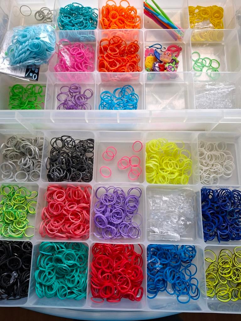 Box met loombandjes, Ophalen of Verzenden