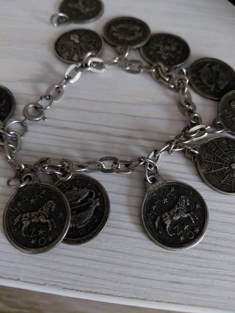 Bedelarmband vintage, Handtassen en Accessoires, Armbanden, Ophalen of Verzenden