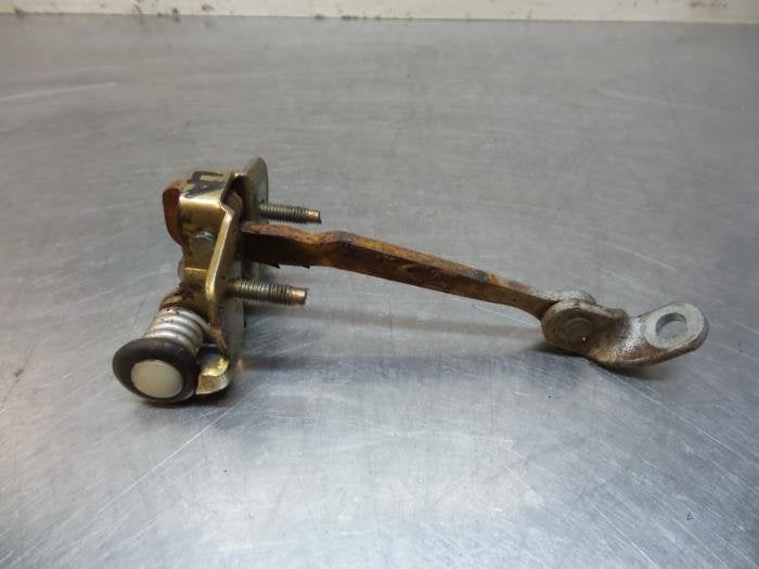 Deurvanger 4Deurs links-achter van een Peugeot 307, Gebruikt, -, -, Ophalen of Verzenden