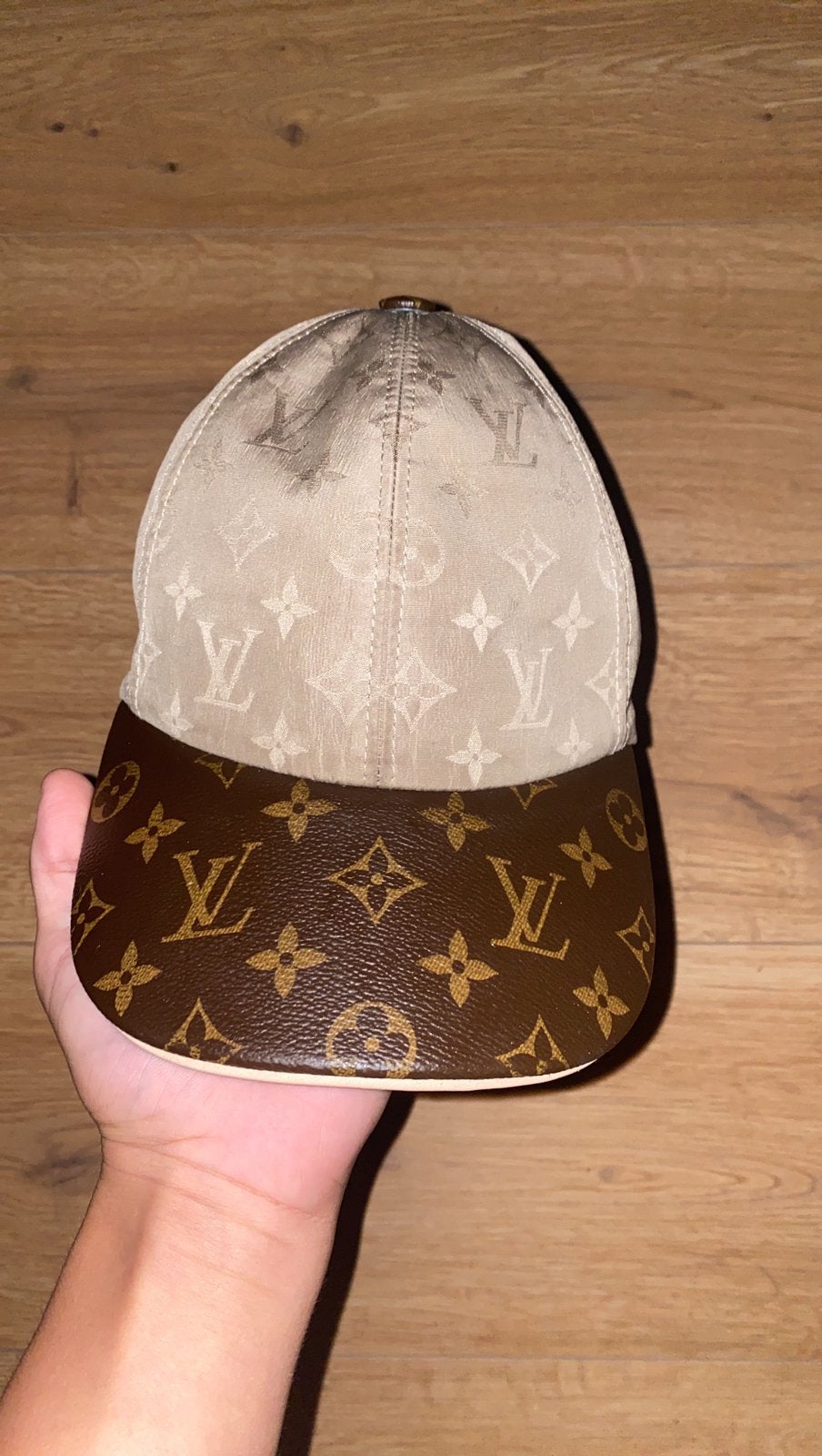 Casquette louis vuitton get ready, Vêtements | Hommes, Chapeaux & Casquettes, Enlèvement, Porté, 57 cm (M, 7⅛ pouces) ou moins