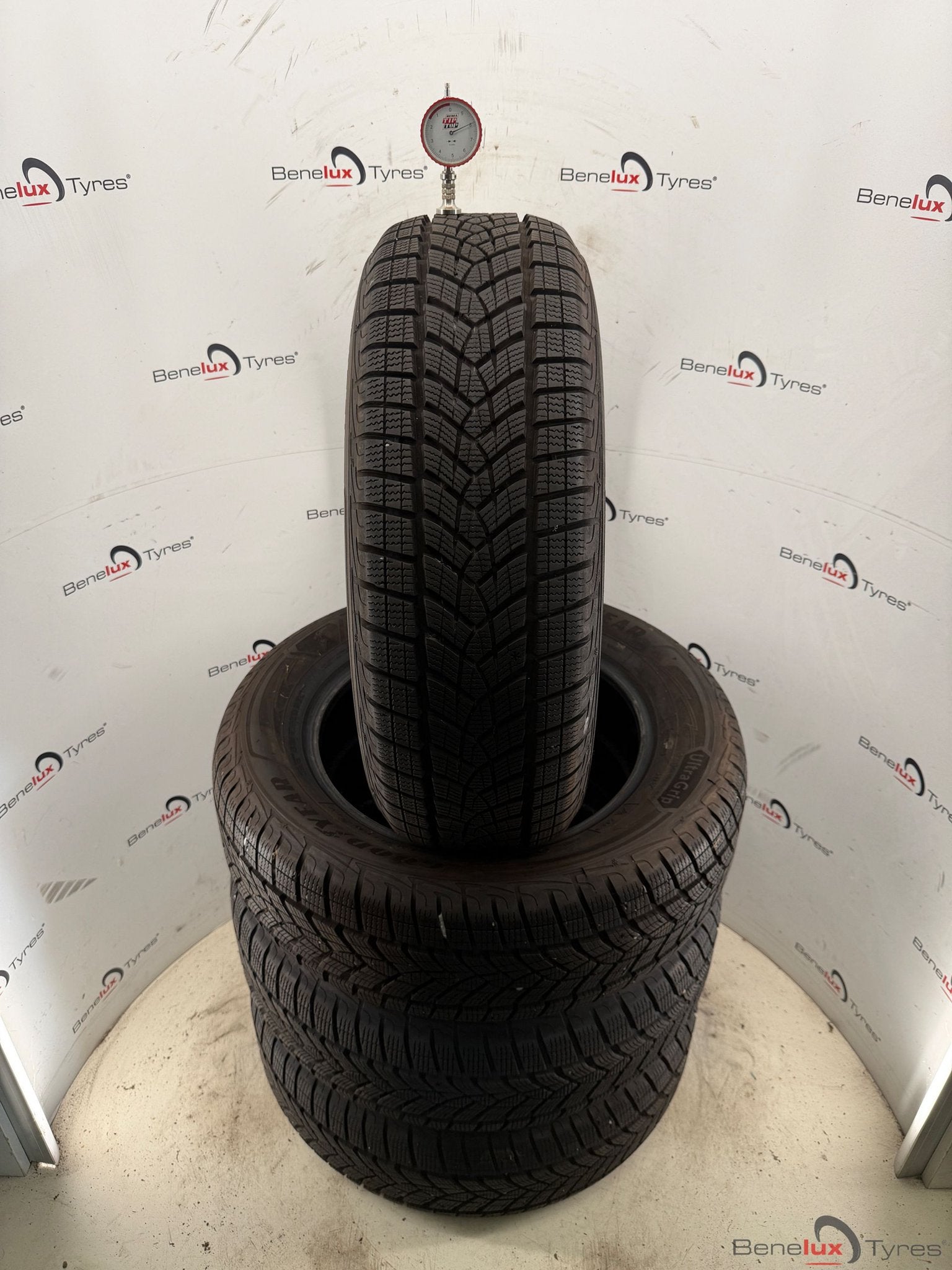 winter zgan 215/65R17 Goodyear 215/65/17 215/65 R17 2156517, Véhicule de tourisme, -, Utilisé, -