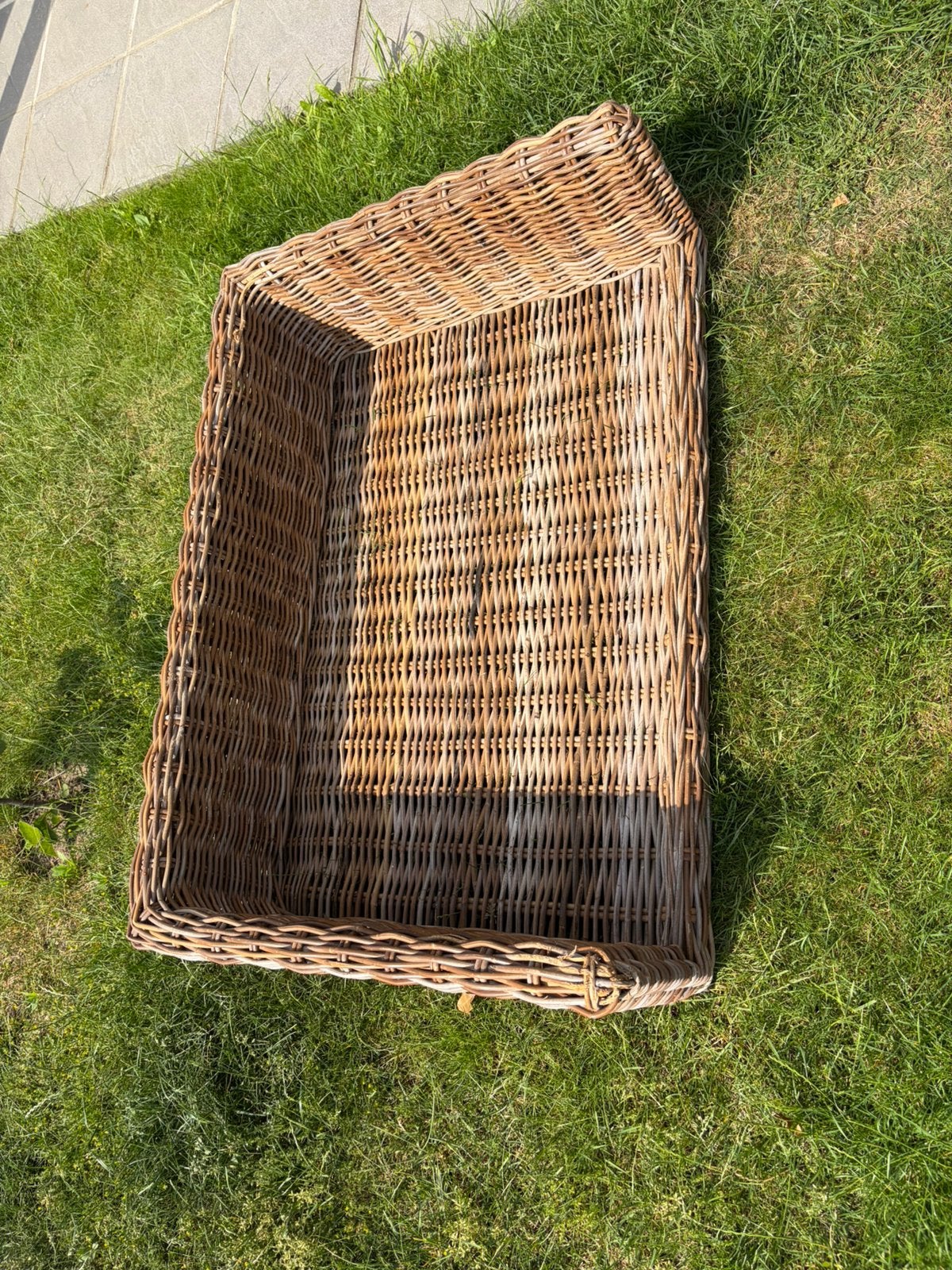 Grote rieten hondenmand. 110cm/70cm, Ophalen, Gebruikt, Riet