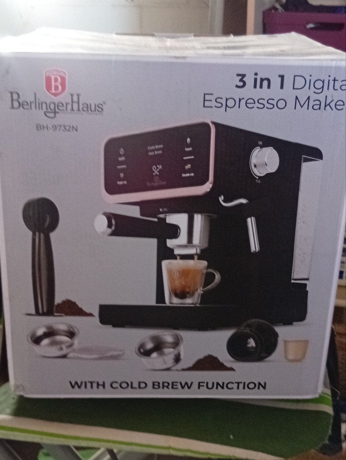 ESPRESSO MAKER 3in1, Electroménager, Machine à espresso, Réservoir d'eau amovible, Enlèvement, Café moulu
