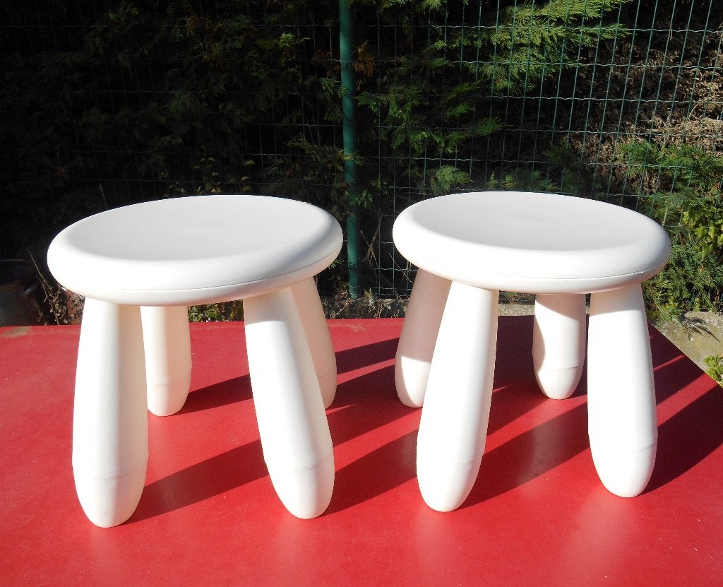 2 x siège ou tabouret pour enfant blanc (MAMMUT by IKEA), Enlèvement ou Envoi, Comme neuf, Autres types