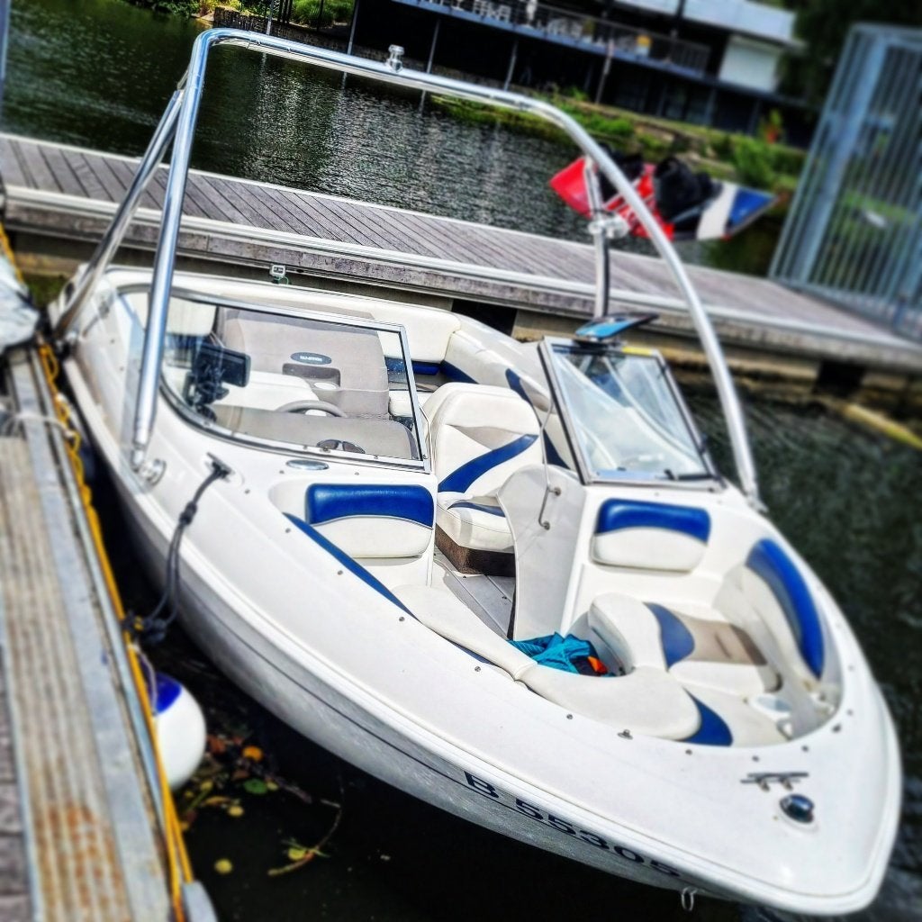Bateau Glastron sx 175, Sports nautiques & Bateaux, Bateaux à moteur & Yachts à moteur, Bois, Moteur in-bord, 5 m, Comme neuf