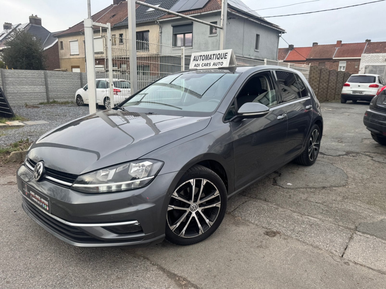 Vw golf 7.5 diesel 1.6 automaat euro 6b 230.000km, Autos, Volkswagen, Bluetooth, Argent ou Gris, Euro 6, Noir