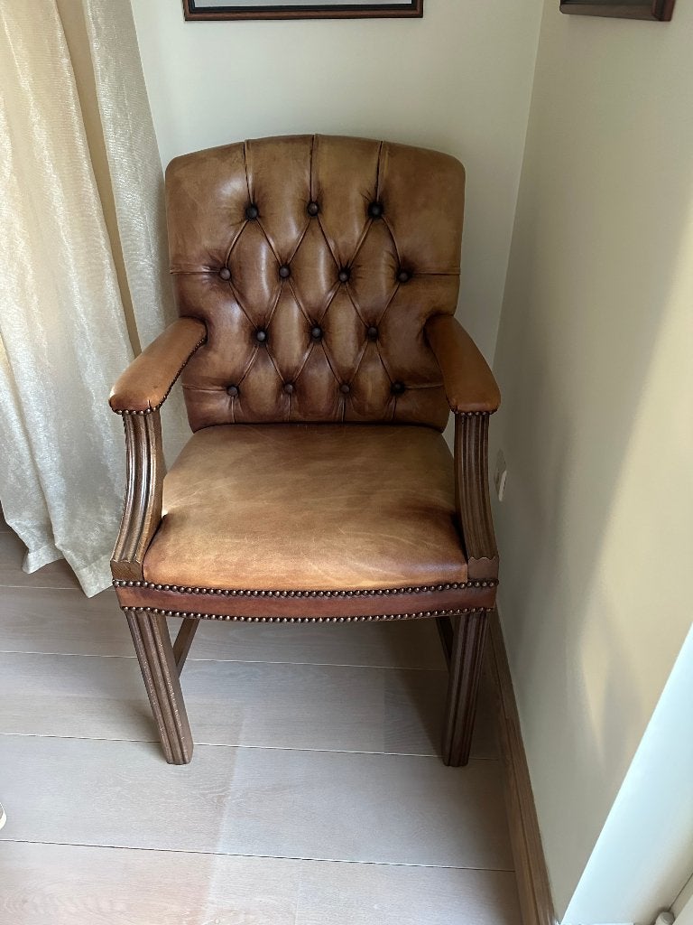 Bureaustoelen stijl chesterfield, Ophalen, Zo goed als nieuw, Bruin, Bureaustoel