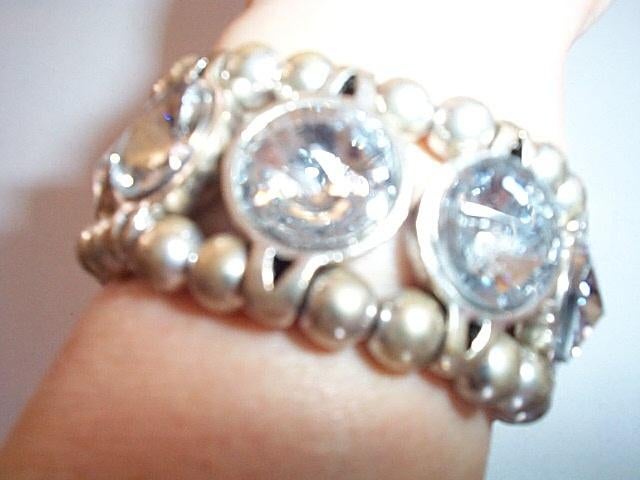 Prachtige Monet armband met heldere kristalstenen, Handtassen en Accessoires, Met kristal, Ophalen of Verzenden, Zo goed als nieuw