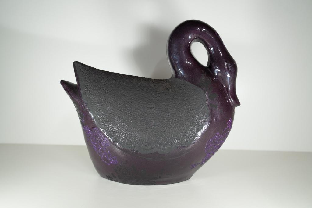 Grote, Elegante Zwaan in Keramiek – 27cm Hoog (3,2kg), Antiek en Kunst, Verzenden