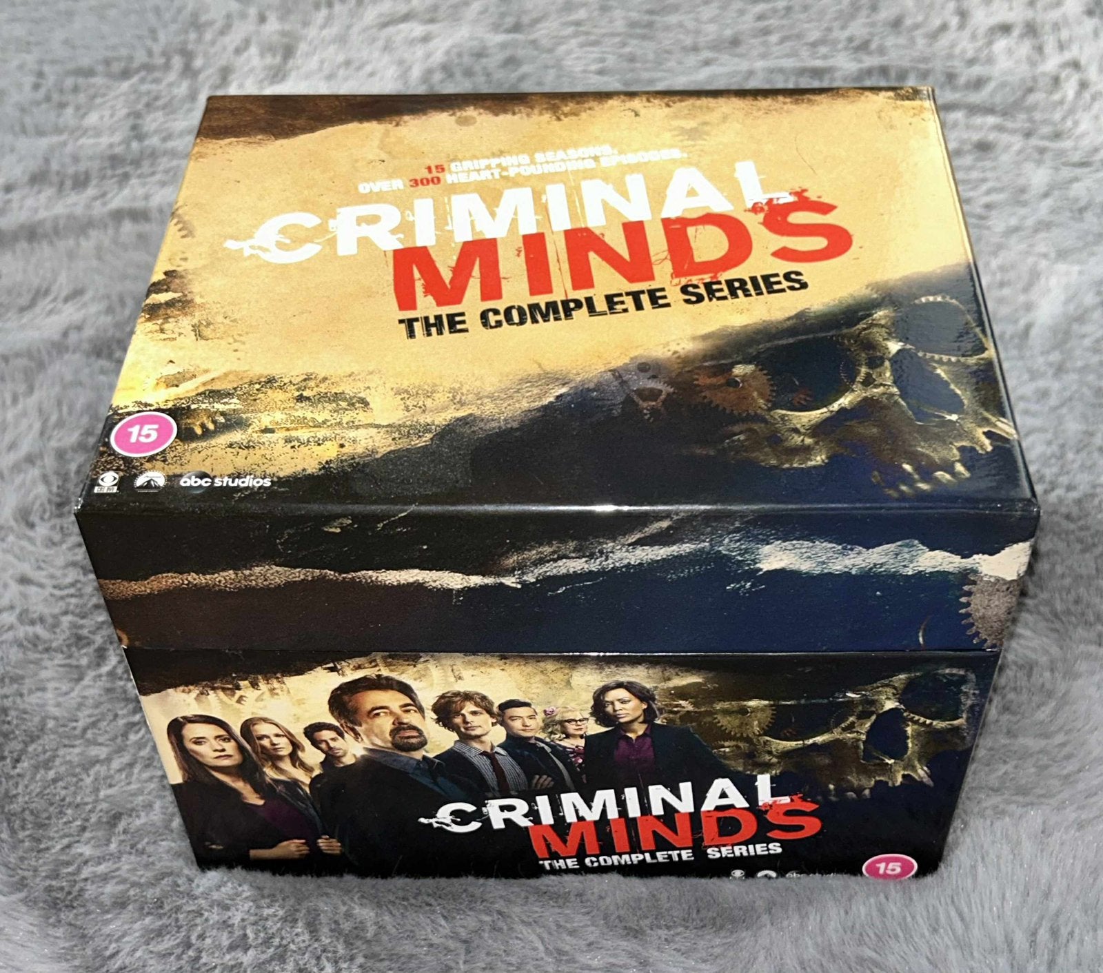 Coffret DVD Criminal Minds – L’intégrale (Saisons 1 à 15), Enlèvement, Comme neuf