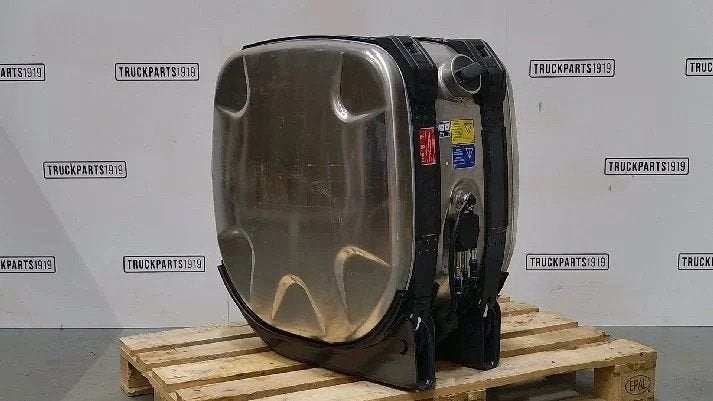 Scania Fuel System Brandstoftank + steunen 200L, Enlèvement, Utilisé, Scania, Systèmes à carburant