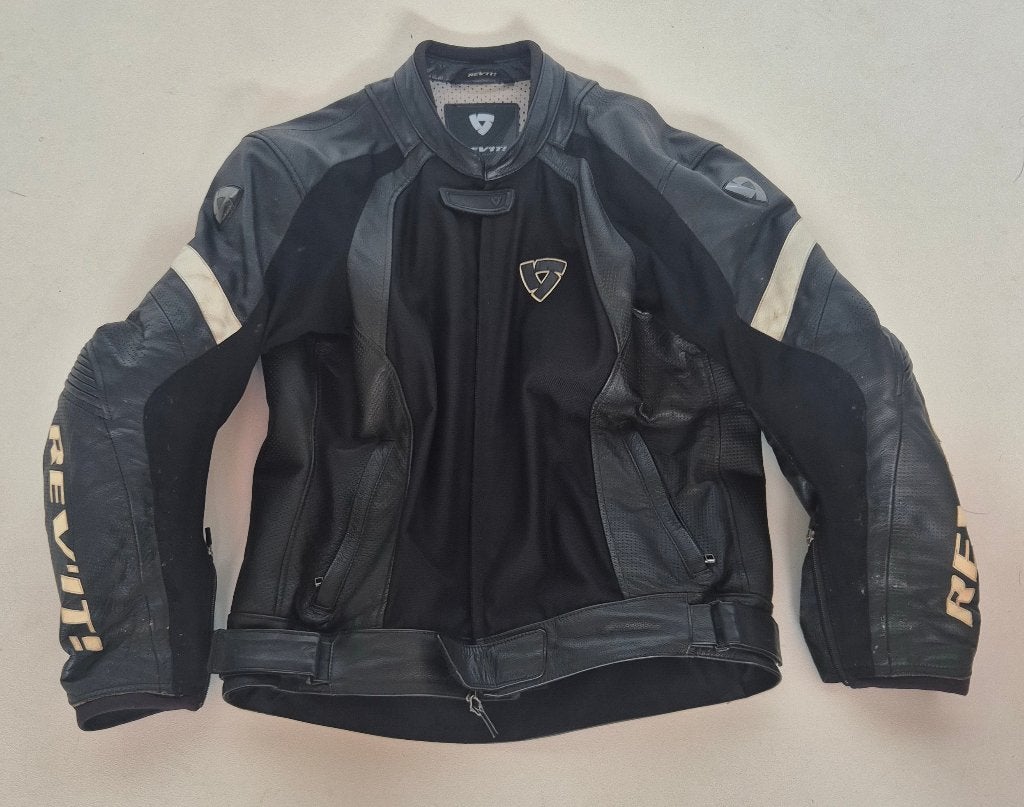 MOTOPAK REV'IT LEDER  VEST+BROEK, Motoren, Ophalen, REV'IT!, Tweedehands, Heren