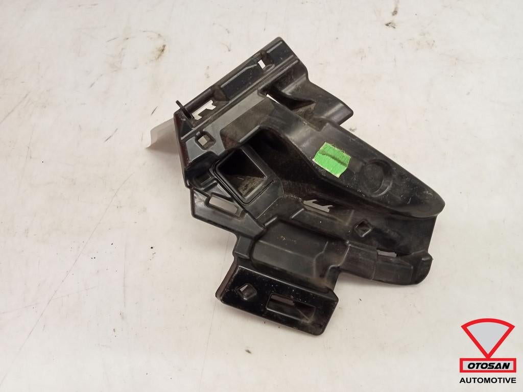 Skoda Kamiq Support De Calandre Droit 658807724, Infoline@skoda-auto.cz, Utilisé, Skoda, Skoda Auto a.s.