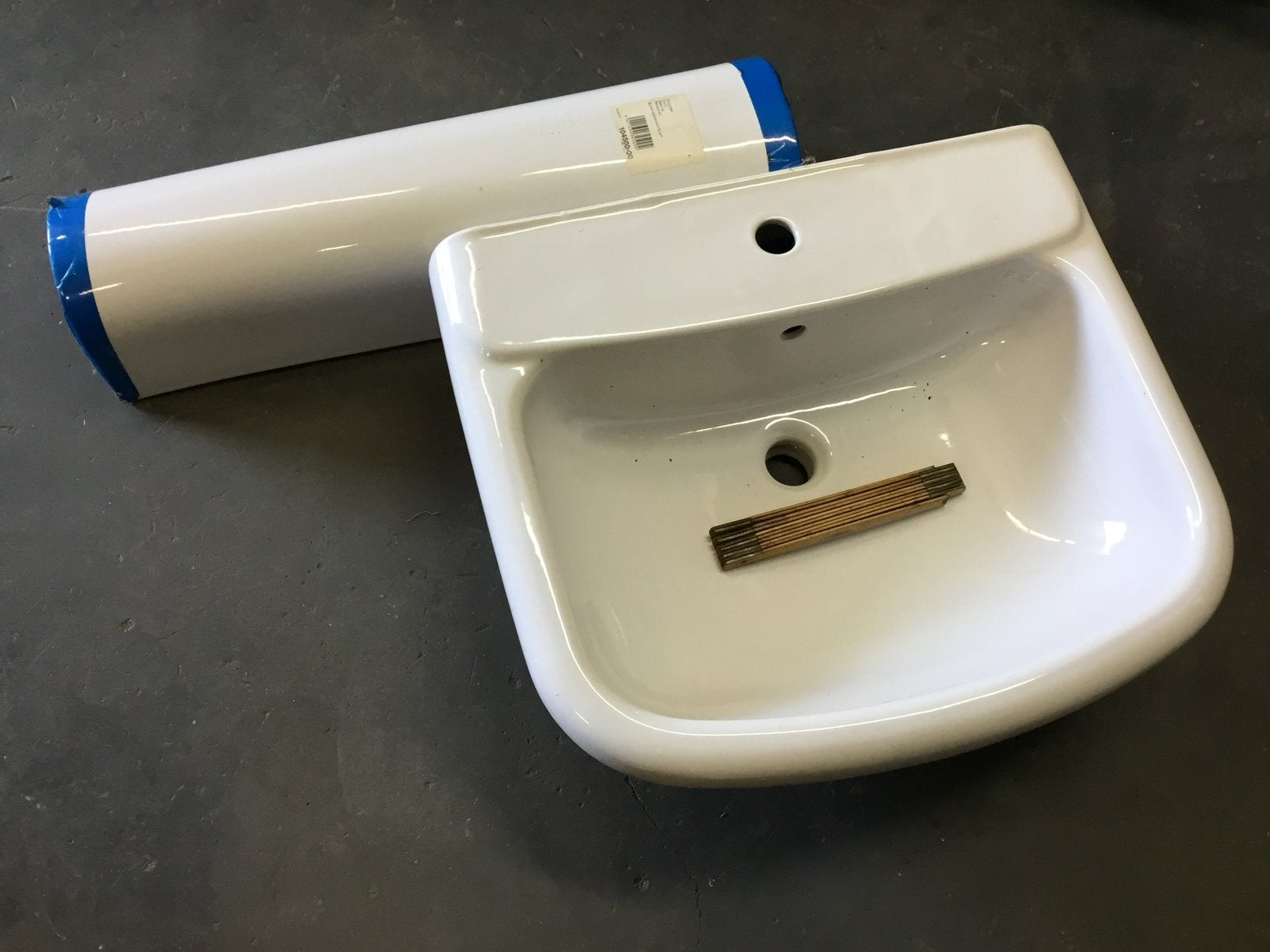 Porseleinen lavabo, Ophalen, Nieuw, Steen, Wastafel