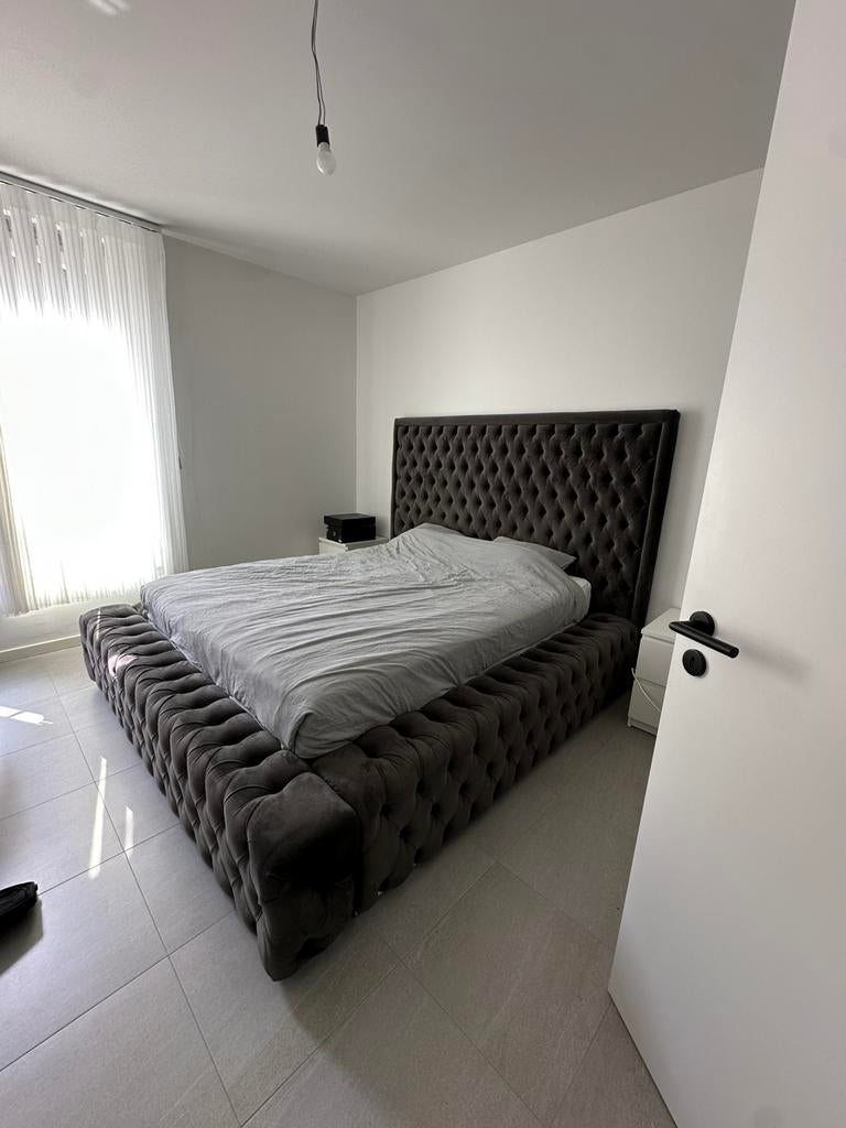 Boxspring bed, Ophalen, Grijs