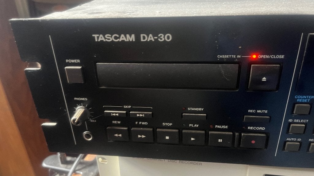 Tascam da-30, Ophalen, Gebruikt