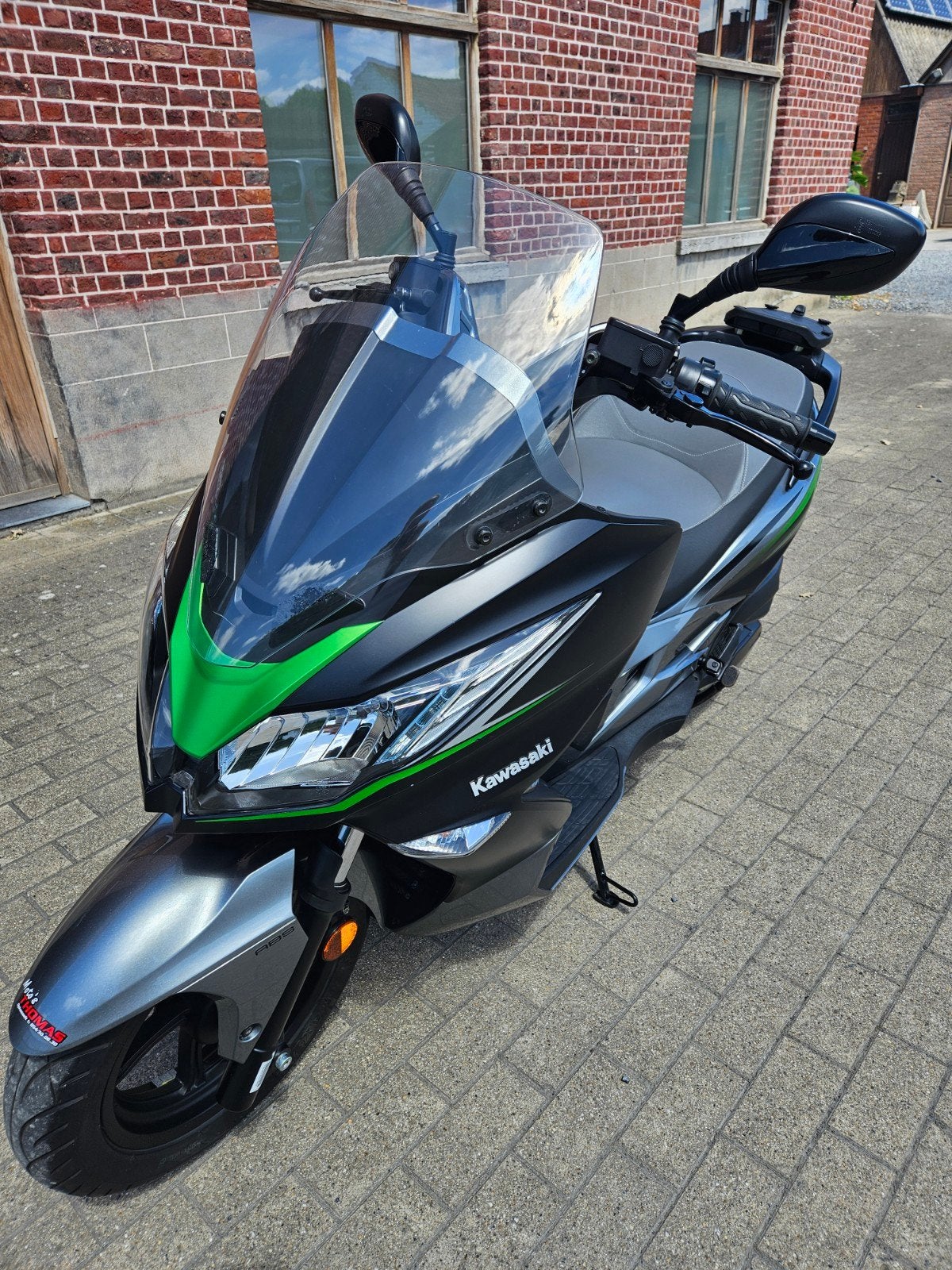 Scooter kawasaki j300, Fietsen en Brommers, Ophalen