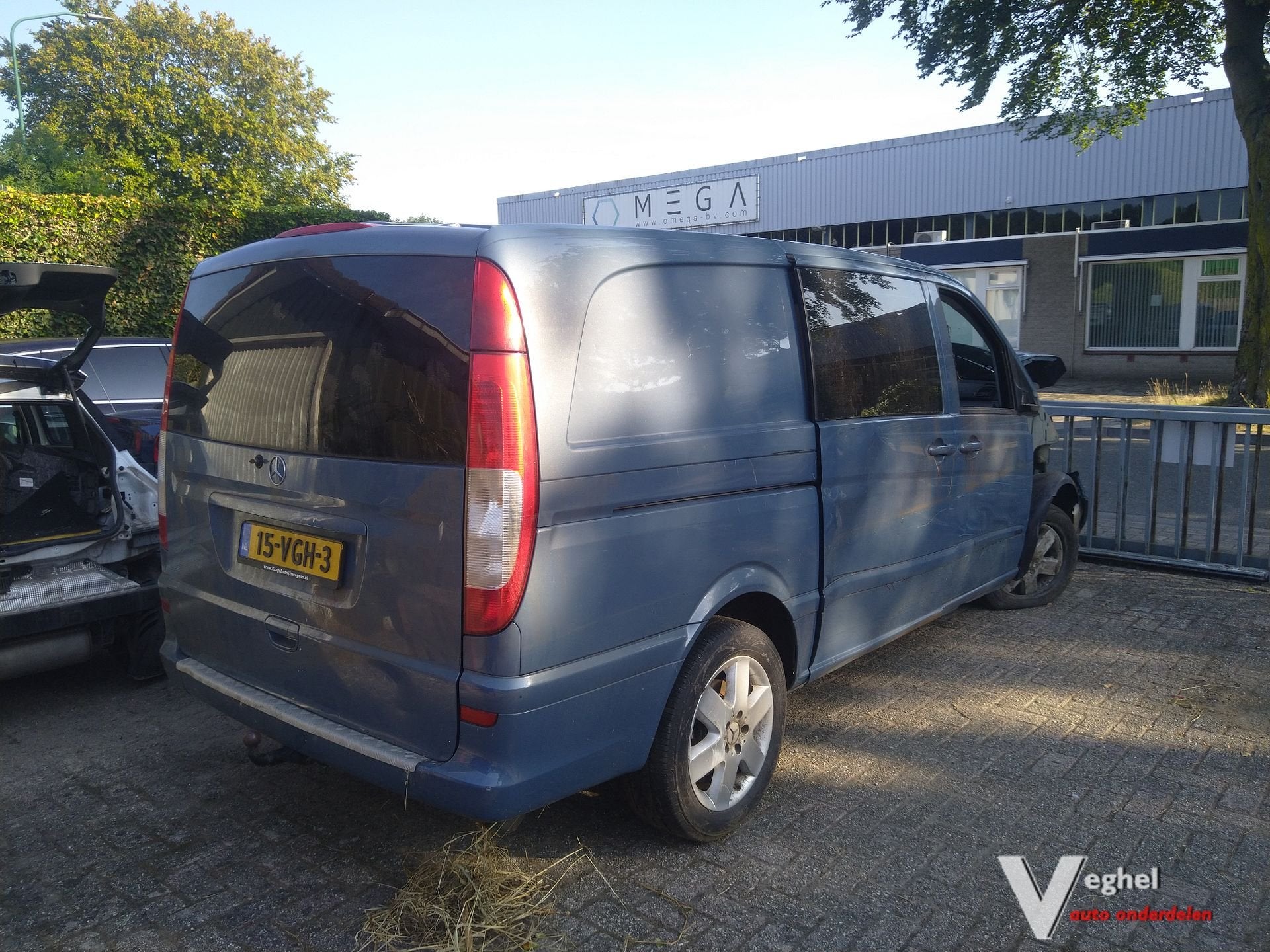 Mercedes Vito, achterklep klep 3.0 v6, Arrière, -, -, Haillon arrière