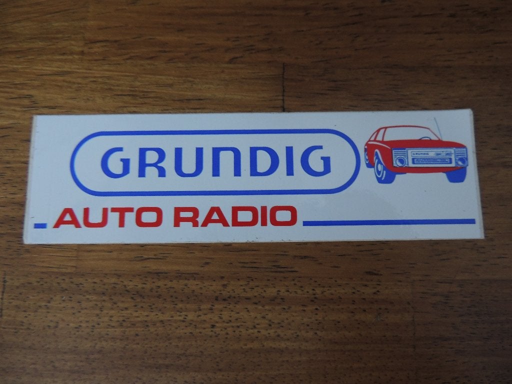 Grundig auto radio sticker, Verzenden, Zo goed als nieuw, Auto of Motor