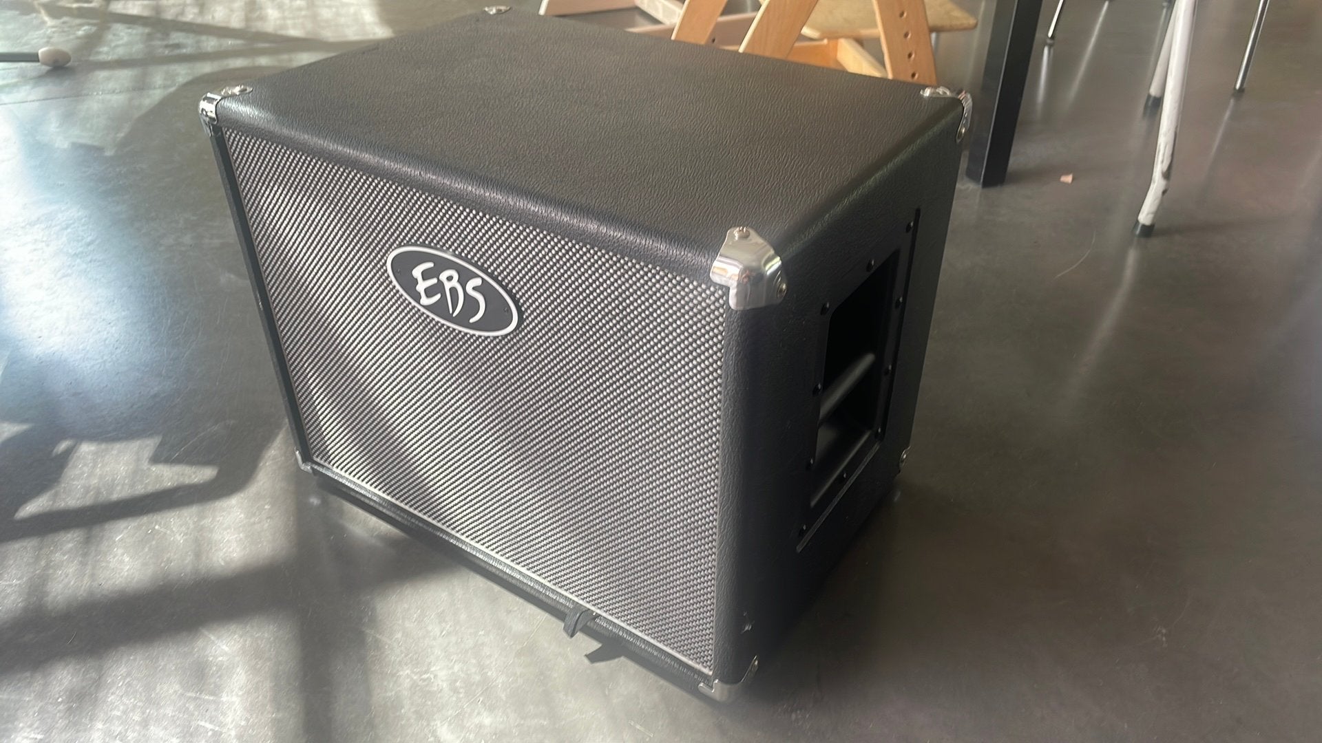 EBS 112CL bass cabinet, Muziek en Instrumenten, Versterkers | Bas en Gitaar, Ophalen, Zo goed als nieuw